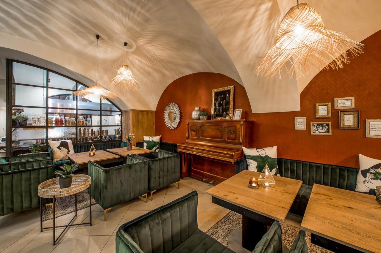Poetika Apartments Preszów Zewnętrze zdjęcie